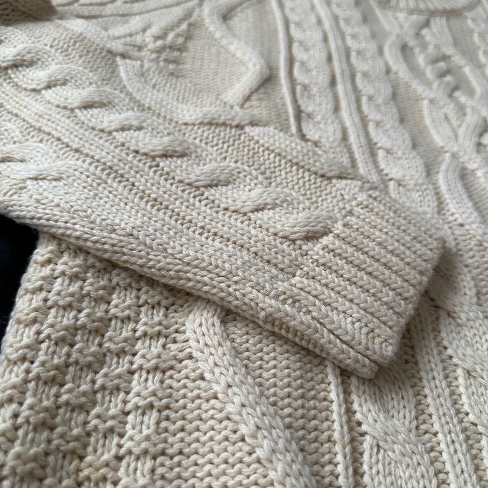 Men's Cream Cable Knit Sweater - Picture 4 of 4